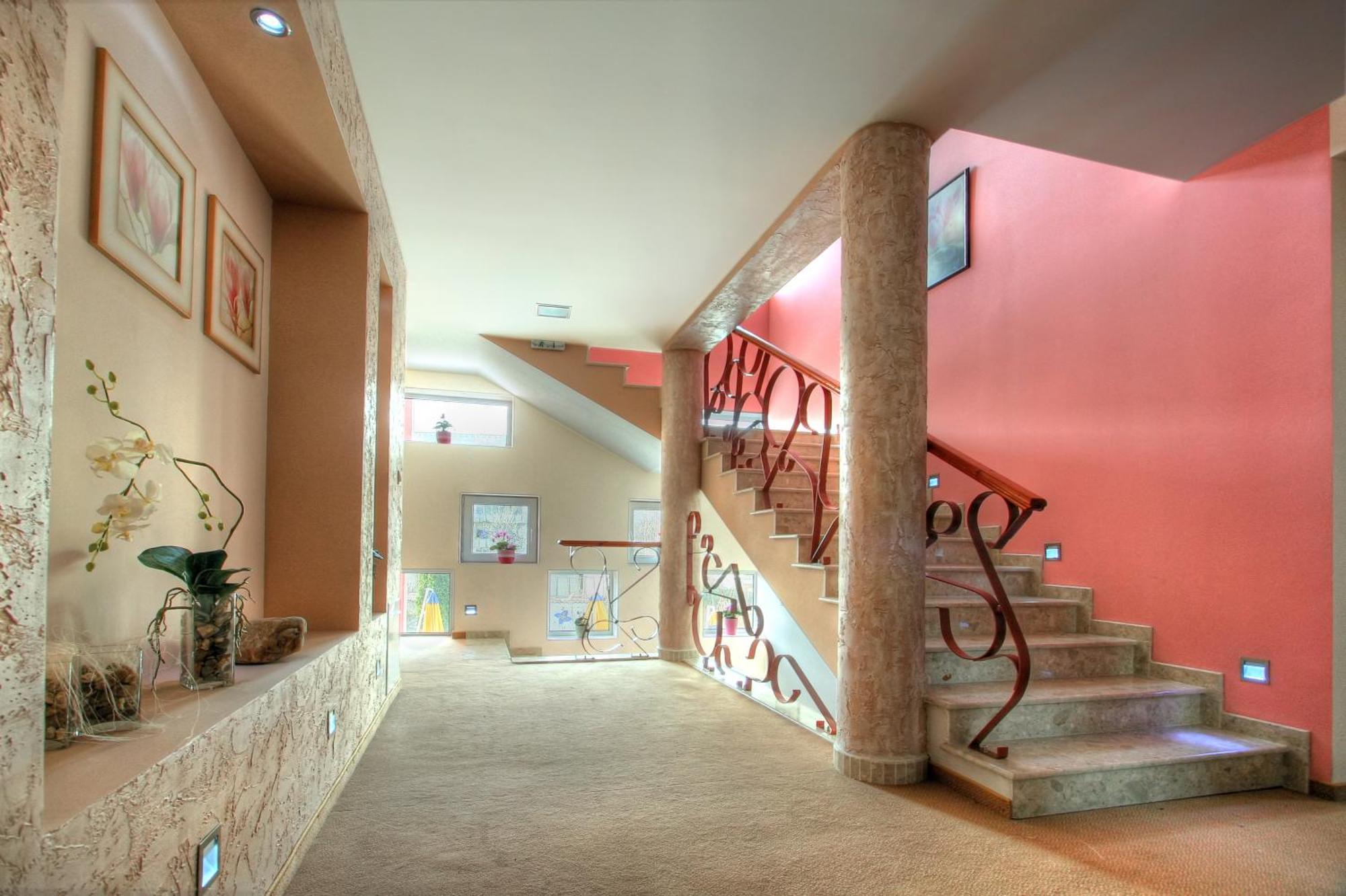 Family Hotel Mania Стара-Заґора Екстер'єр фото
