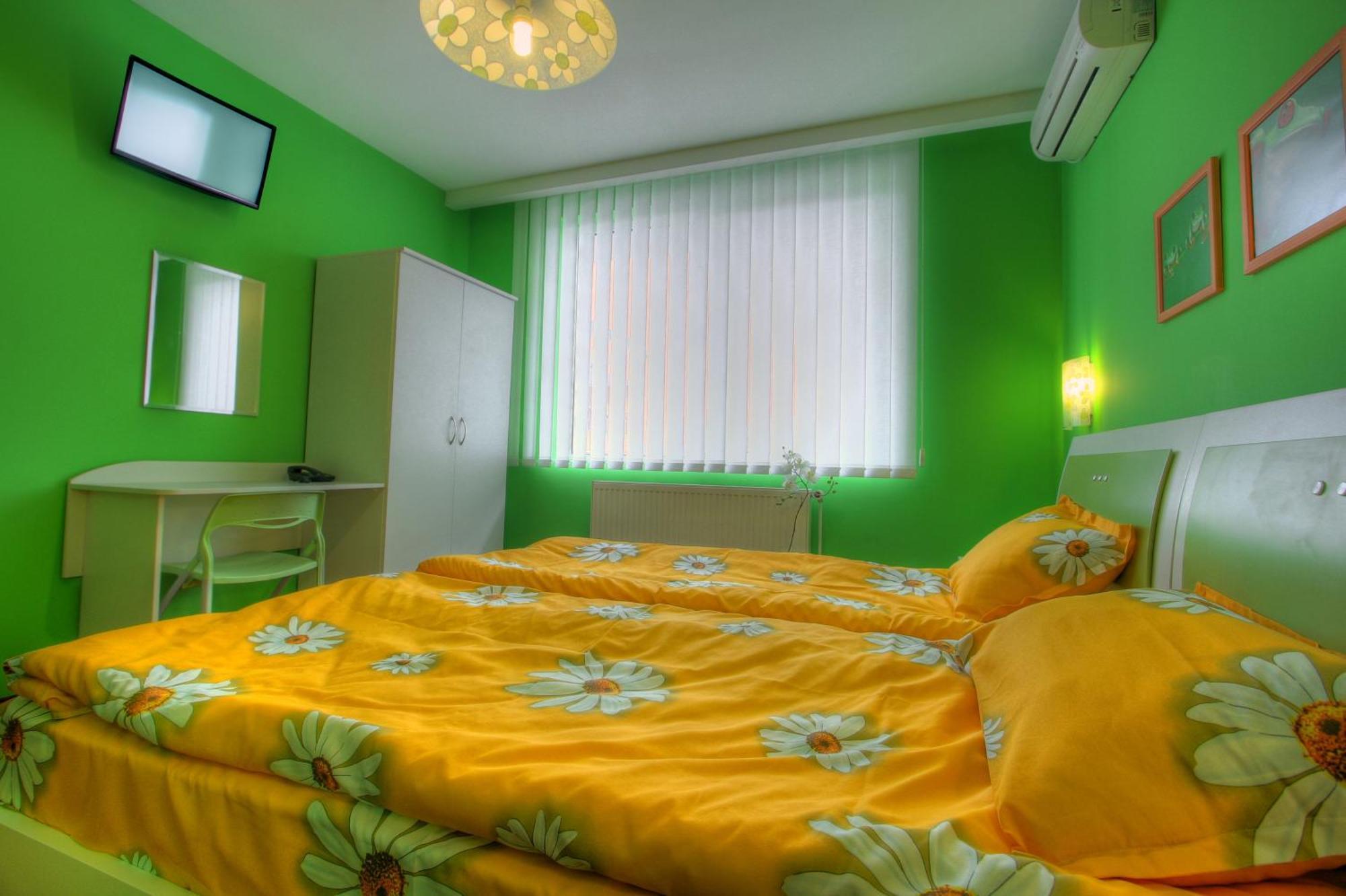 Family Hotel Mania Стара-Заґора Екстер'єр фото