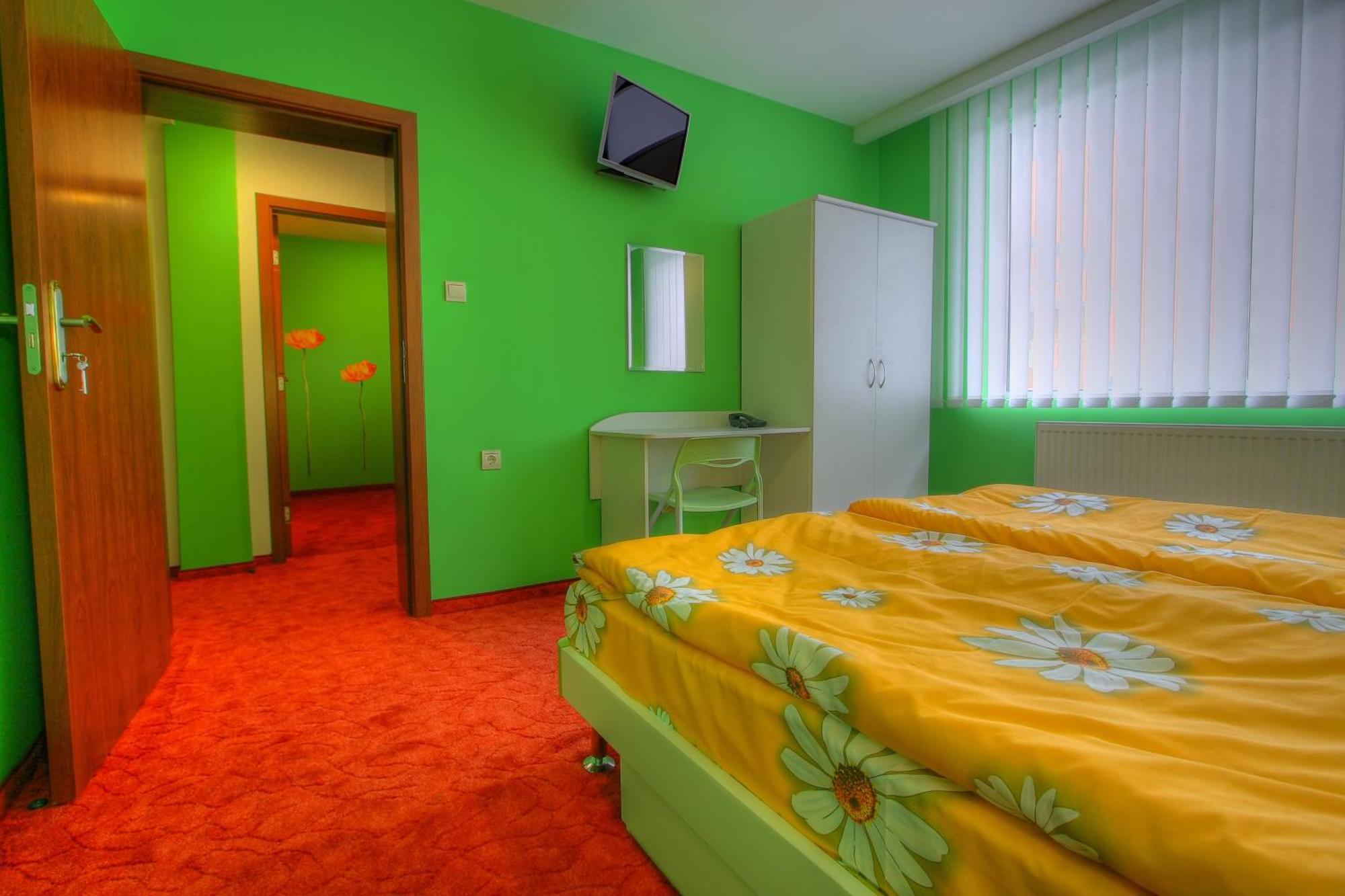 Family Hotel Mania Стара-Заґора Екстер'єр фото