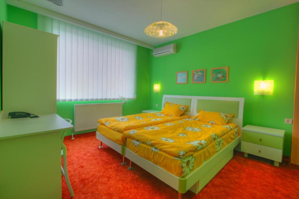 Family Hotel Mania Стара-Заґора Номер фото