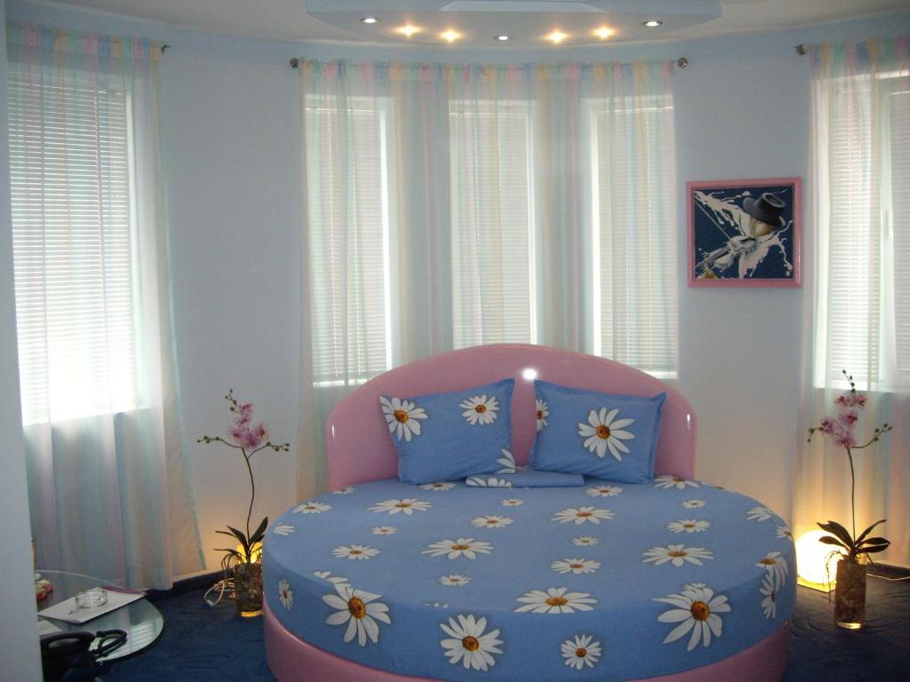 Family Hotel Mania Стара-Заґора Номер фото